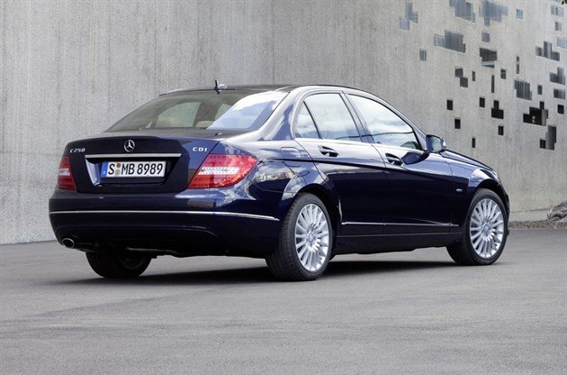 Mercedes C-Class 2011 (4)
